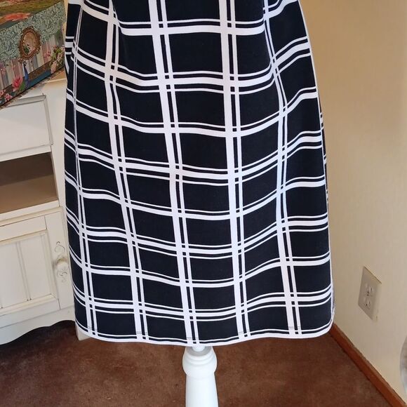 Apt. 9 Ponte Knit Dress. Career. Professional.  Ponte - Picture 3 of 12